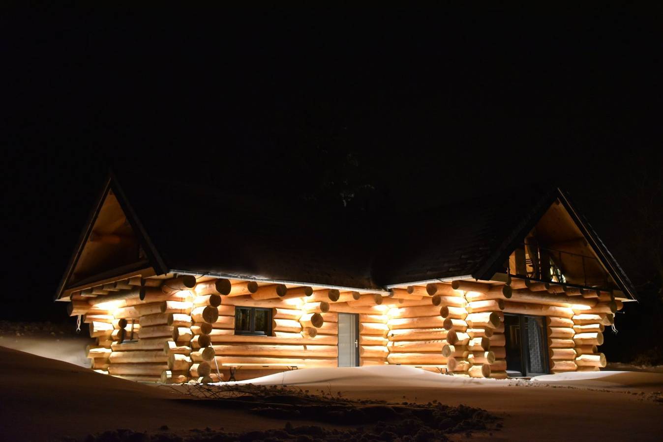 Chalet en rondins de bois avec son spa in Yssingeaux, Massif central