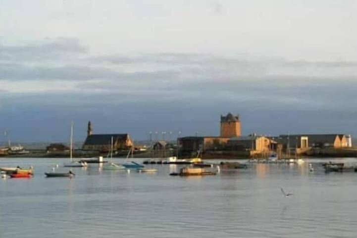 Maison de vacances pour 6 personnes, avec piscine et terrasse à Camaret-sur-Mer