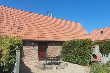 Gîte pour 2 personnes, avec jardin et terrasse à Le Bourg-Dun