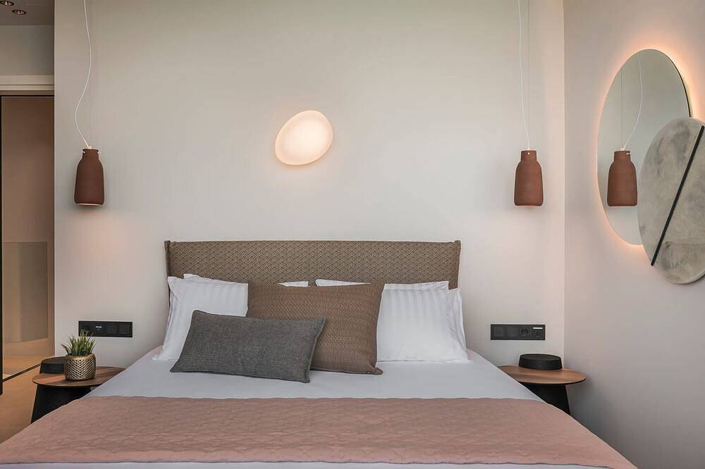 Spectacular Zakynthos Villa | Villa Stella | 3 Bedrooms | Beachfront Villa with Private Pool & Jacuzzi | Neromilos in Drosia (Zakynthos), Kipseli