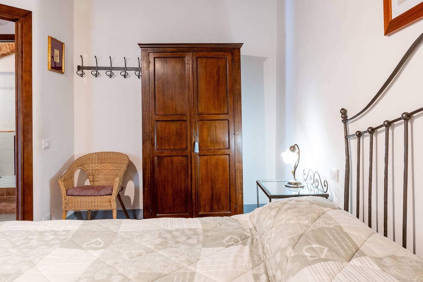 Ολόκληρο το διαμέρισμα, Apartment 'Borraggio' with Shared Pool, Shared Garden and Wi-Fi in Valtiberina