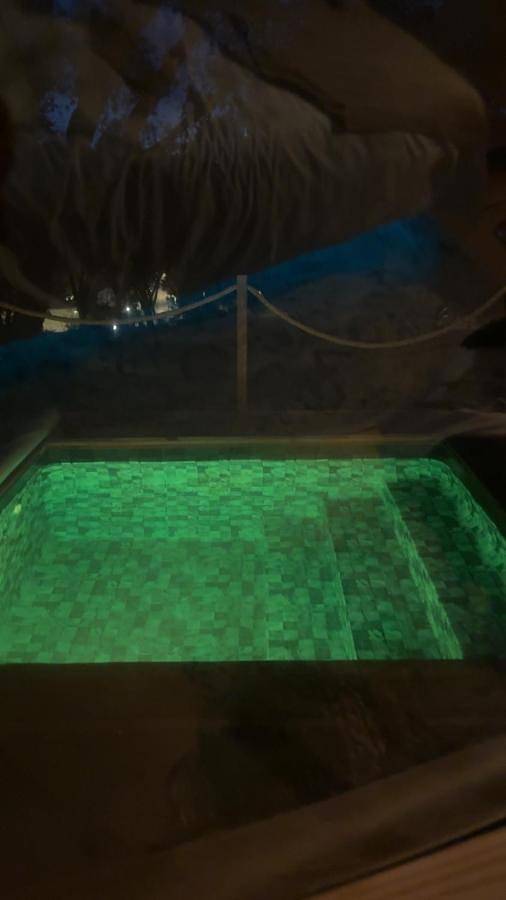 Tente pour 2 personnes, avec terrasse et jardin ainsi que piscine et vue en Corse-du-Sud - 4