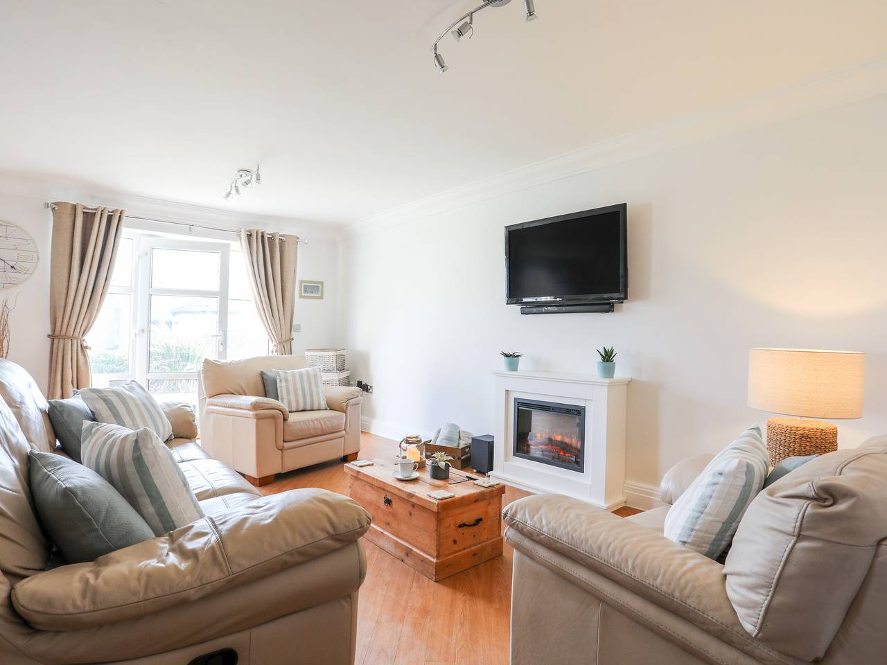 Ganze Wohnung, Ferienwohnung für 4 Personen mit Garten in Morfa Nefyn, Gwynedd
