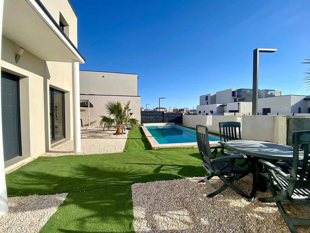 Anglais Air-conditioned villa for 8 people with pr in Sérignan, Côte d'Améthyste