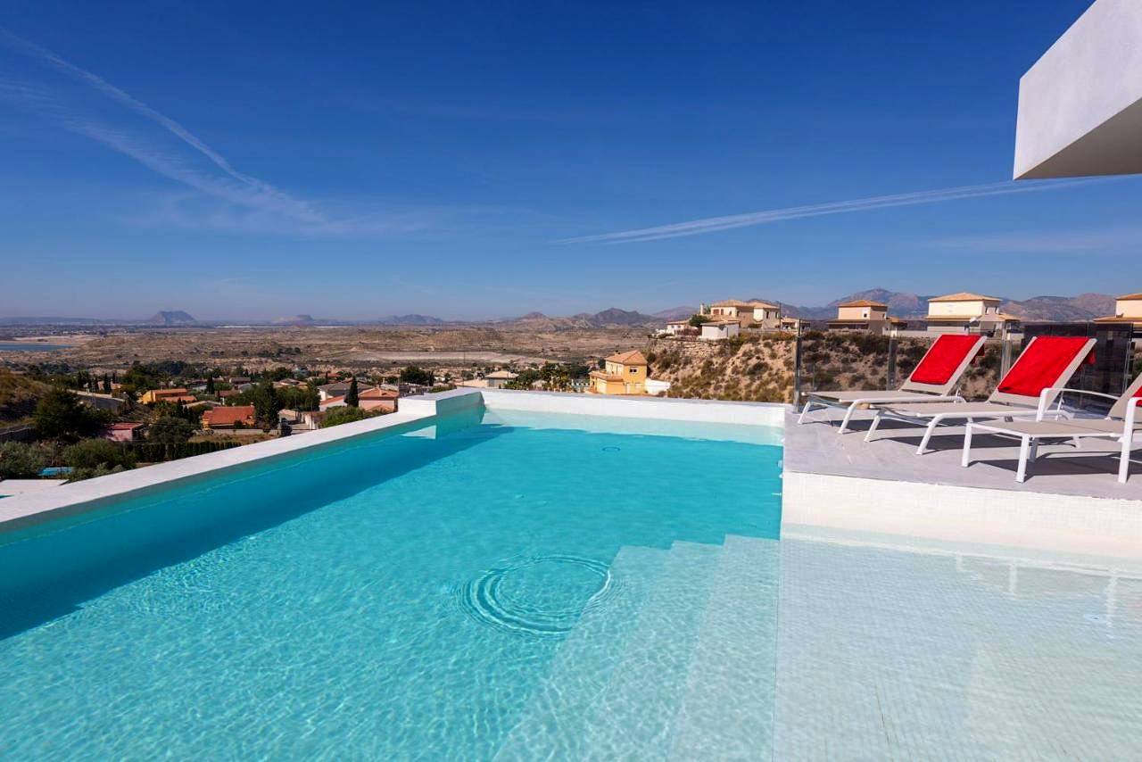 Deluxe Villa in Busot, Costa Blanca