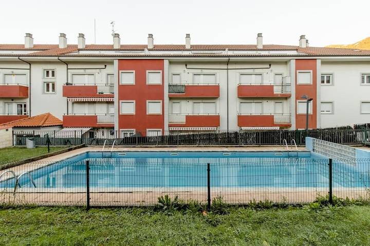 Gîte pour 4 personnes, avec vue et terrasse ainsi que bassin pour enfant et piscine à Ramales de la Victoria - 4
