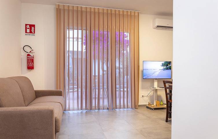 Apartamento con vistas al mar, aire acondicionado, WiFi, lavadora y aparcamiento in Casuzze, Santa Croce Camerina