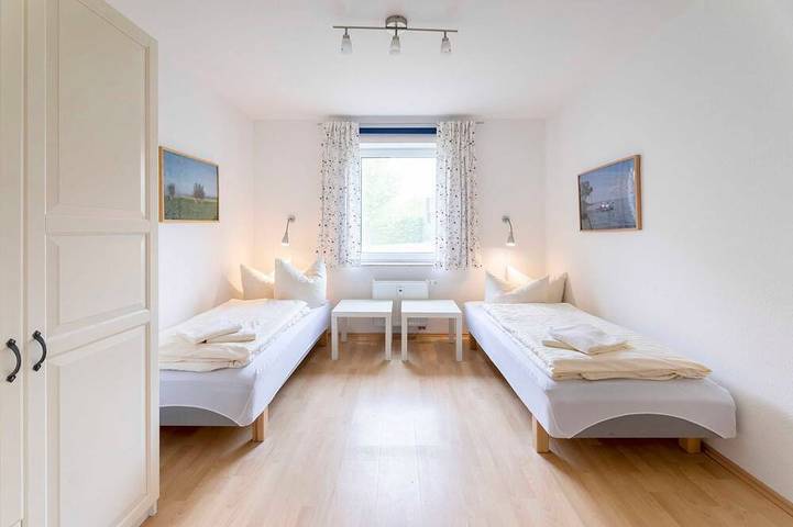 Ferienpark für 2 Personen, mit Terrasse und Sauna in Röbel-Müritz - 2