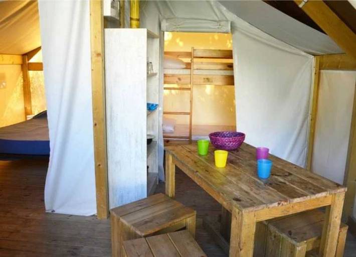 Camping pour 4 personnes, avec bassin pour enfant aux Les Sables-d'Olonne - 4