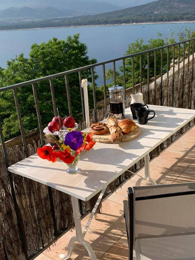 Appartement entier, One-Bedroom Apartment in Calvi, Région de Calvi
