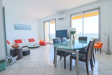 Vacation Rental for 6 Guests in Cannes, Cannes region, Picture 2