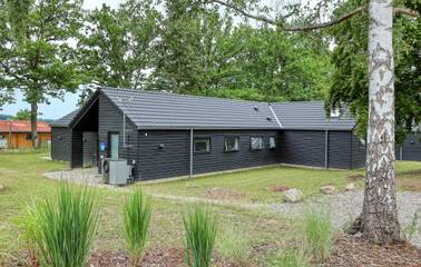 Ferienhaus für 12 Personen, mit Whirlpool und Garten sowie Sauna, kinderfreundlich in Krakow am See