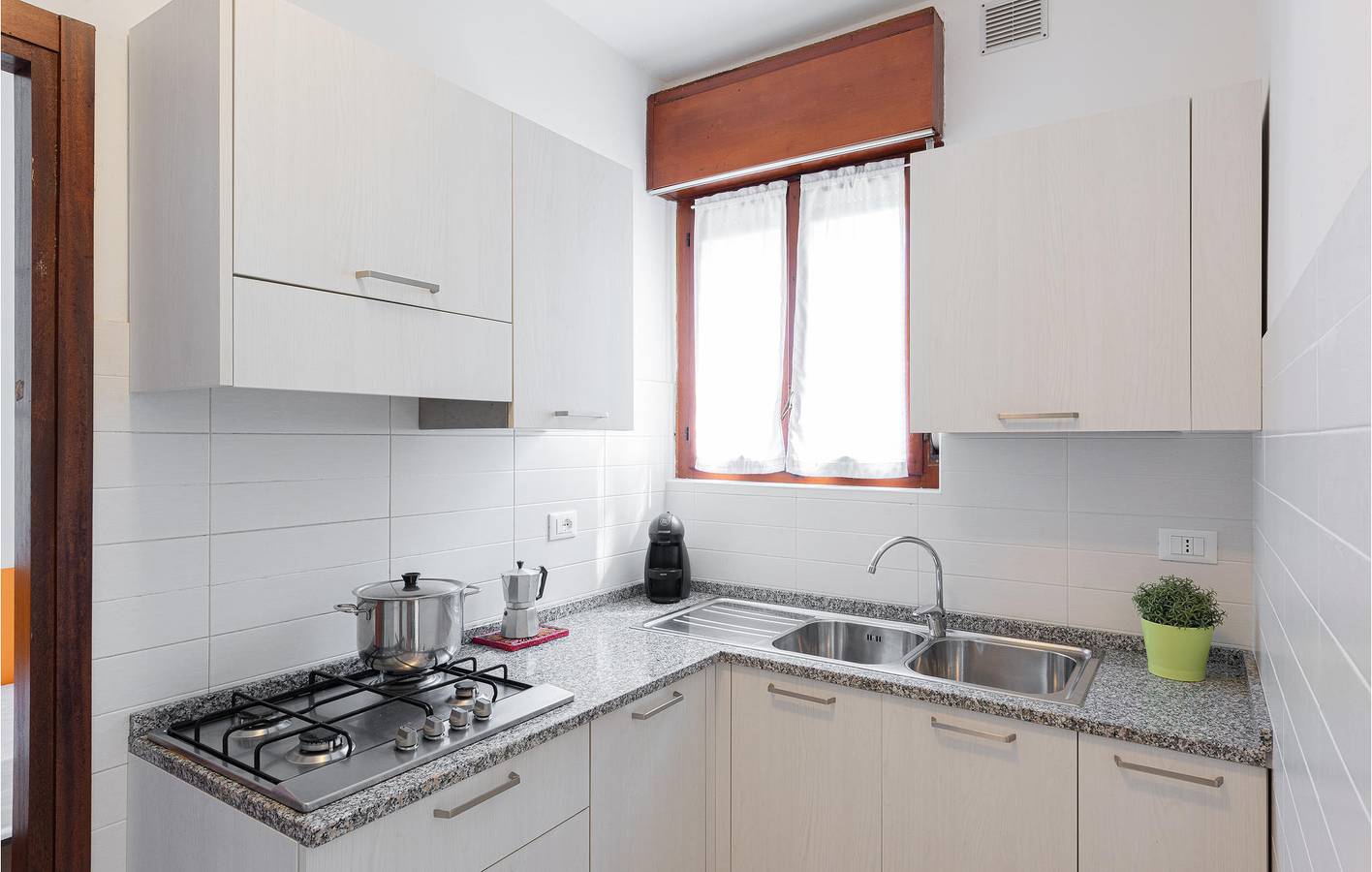 Appartamento con terrazza: A/C, Parcheggio, Cucina - 600m dalla spiaggia in Lignano Pineta, Lignano Sabbiadoro