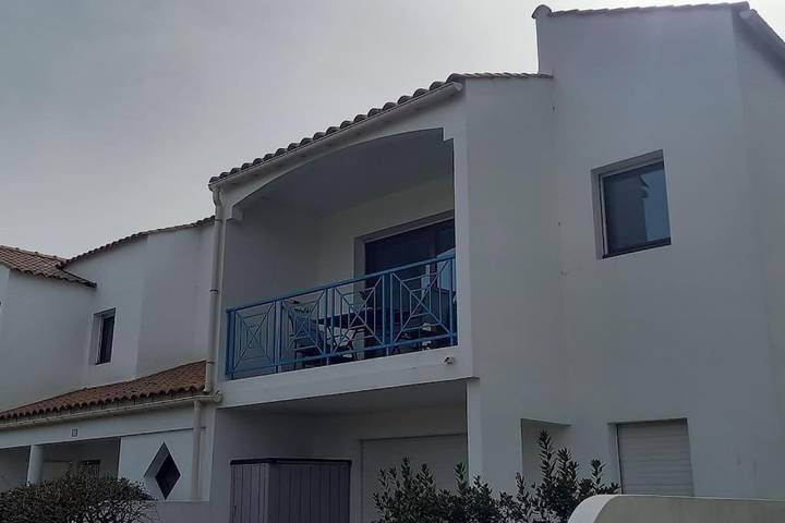 Gîte pour 4 personnes, avec piscine et balcon dans Office De Tourisme De Bretignolles Sur Mer