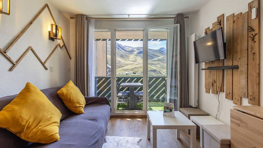 Gîte pour 4 personnes, avec balcon et piscine à Peyragudes - 2