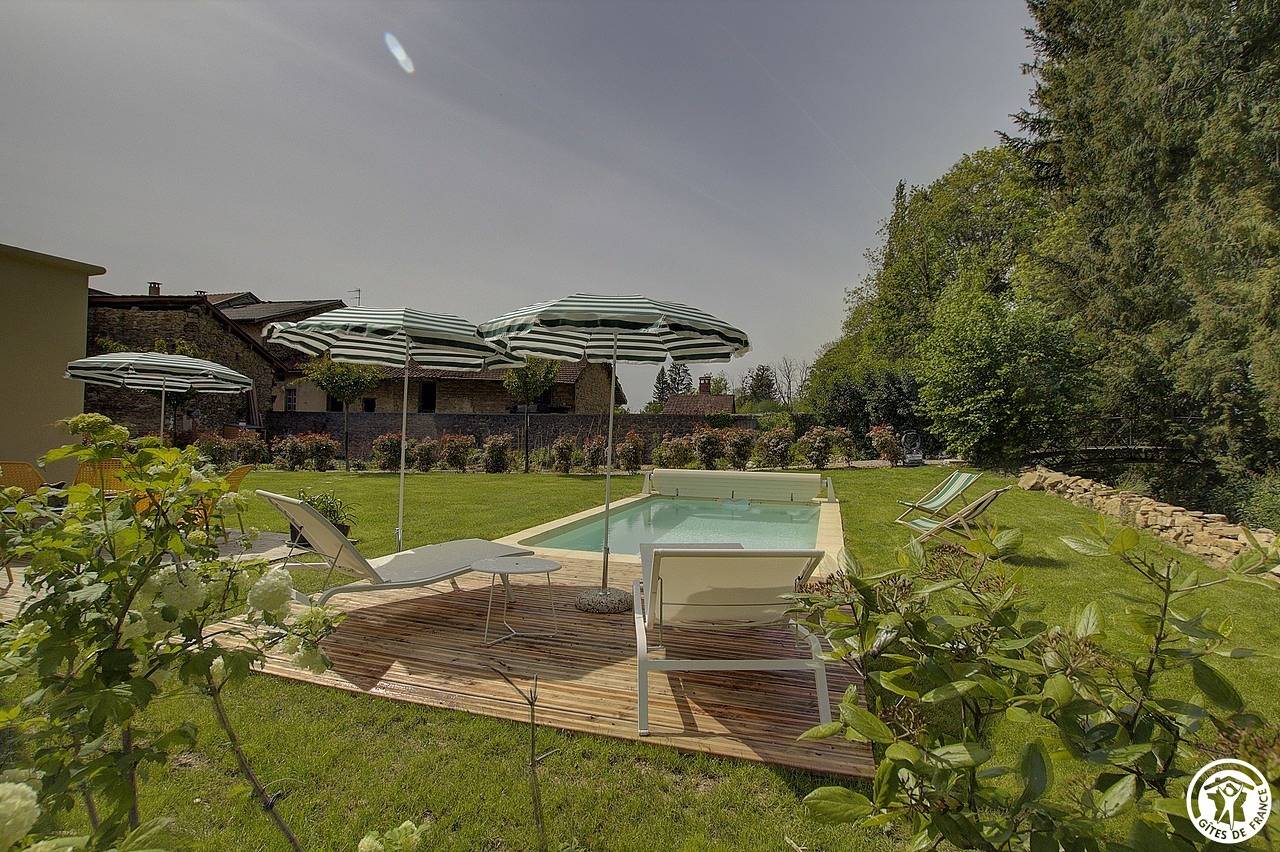 Le Clos de l'Oiselon Gîte Varey in Saint-Jean-le-Vieux (Ain), Nantua