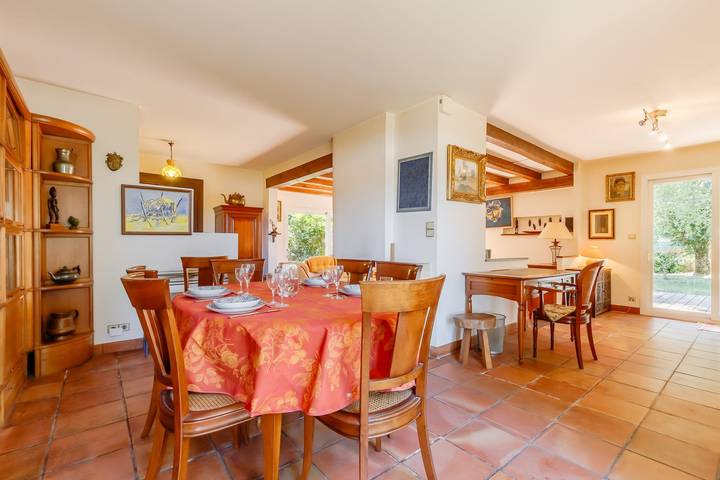 Location de vacances pour 6 personnes, avec terrasse et jardin à Challans - 2