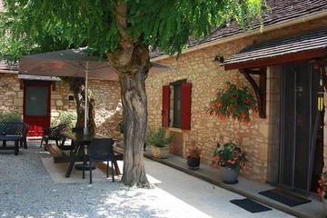 Gîte pour 6 personnes, avec jardin et terrasse à Limeuil