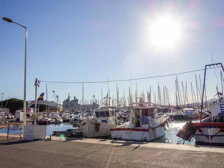 Apartamento entero, 2 estancias 4 Personas in Tolón, Region de Toulon