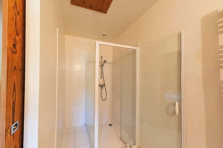 Chalet pour 8 personnes, avec terrasse à Saint-François-Longchamp - 4