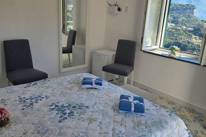 Ganze Wohnung, Green Nest with a sea view in Amalfi, Sorrento Coast