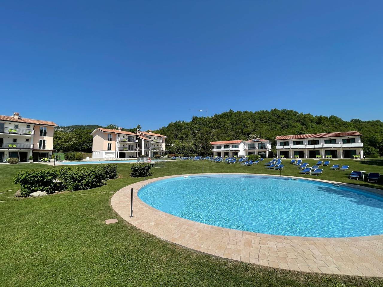 Ganze Wohnung, Wohnung in Costermano mit privatem Parkplatz in Costermano, Gardasee-Berge