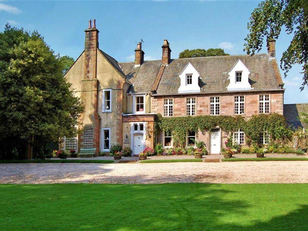 Standard Double Room with Shared Bathroom in Pooley Bridge, Lake District