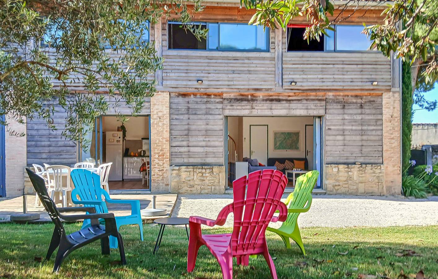 Rückzugsort am Pool in Pujaut in Pujaut, Nimes und Umgebung