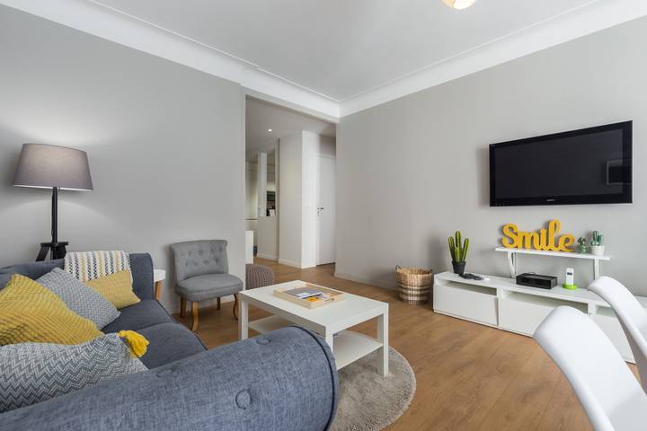 Gîte pour 4 personnes, avec terrasse dans Place Massena - 2