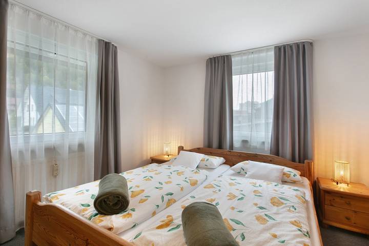 Appartement entier, Appartement à St. Blasien, Haus Barbara 1er étage avec vue sur la montagne, terrasse & Wi-Fi in St. Blasien, Forêt-Noire du Sud