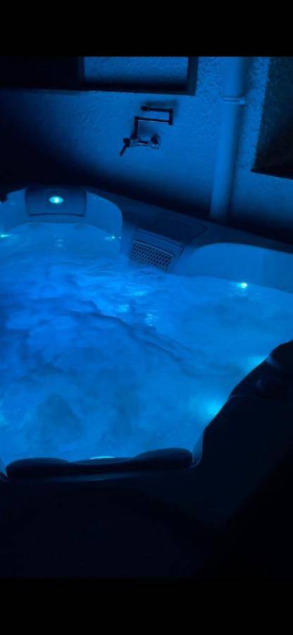 Location de vacances pour 5 personnes, avec jacuzzi et jardin à Sorso - 4