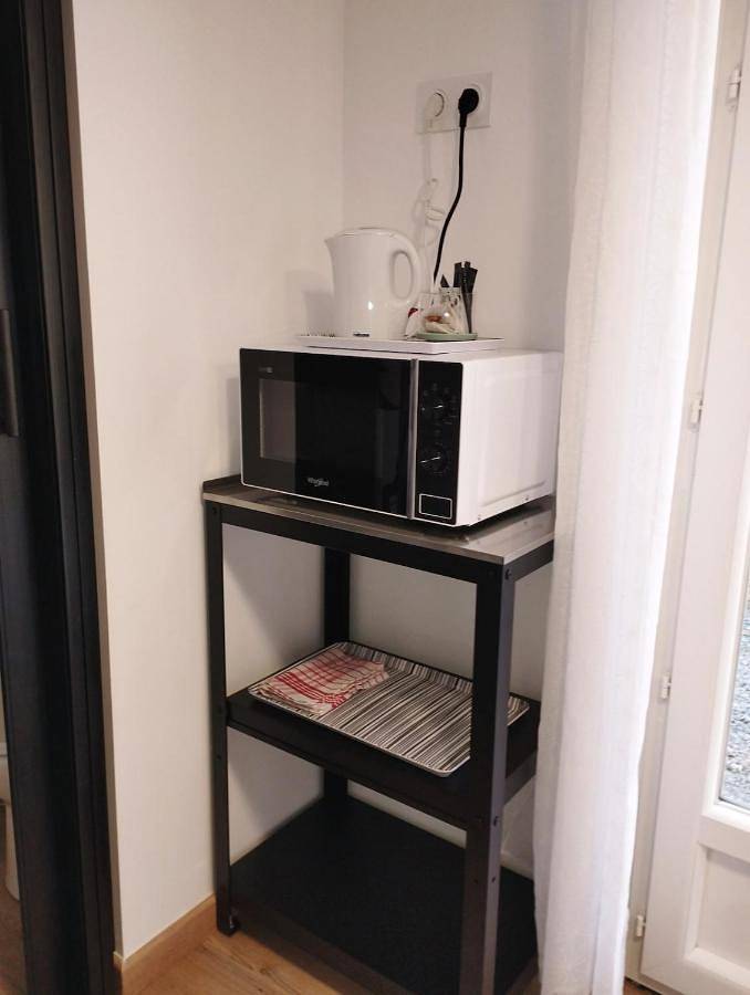 Appartement entier, One-Bedroom Apartment in Joué-lès-Tours, Région de Tours