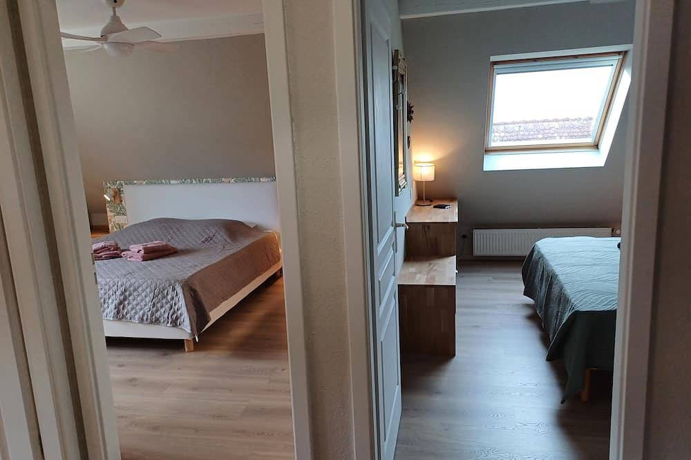 Appartement entier, Gîte Le Schopf - 3 chambres à coucher - parking gratuit -  à 25 km de Strasbourg in Scharrachbergheim-Irmstett, Nord de l'Alsace