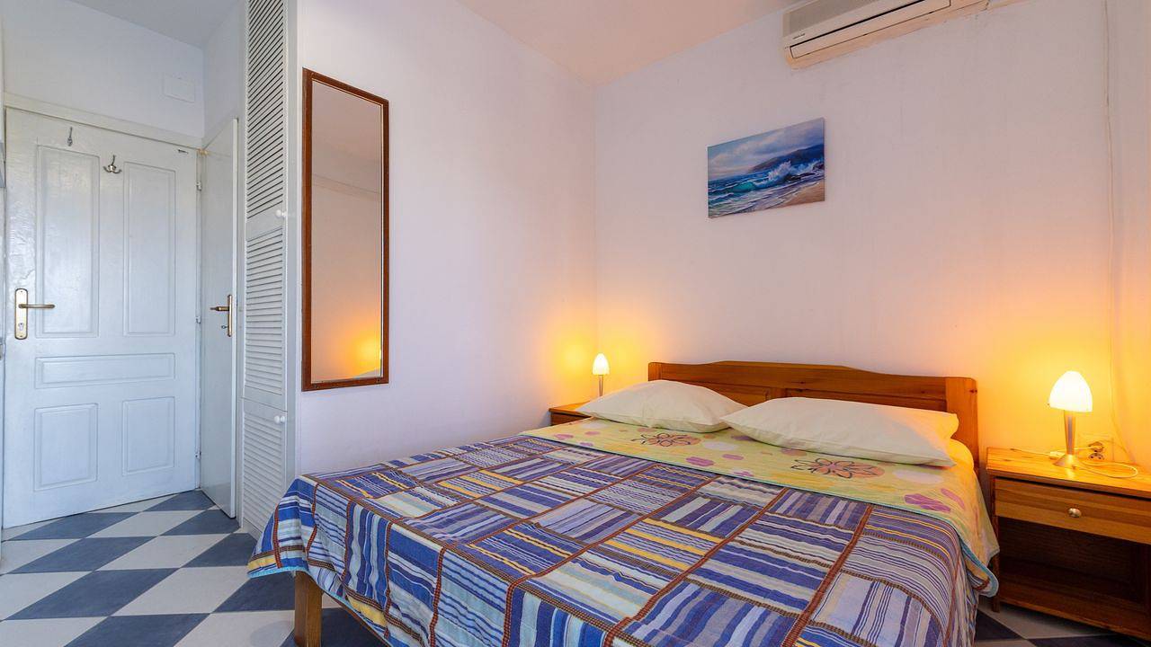 Ganzes Studio, Studio für 2 Personen (15 m²) in Sućuraj in Sucuraj, Hvar