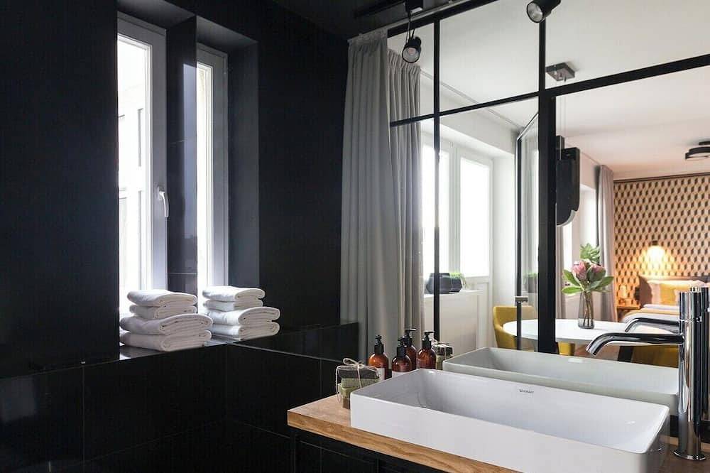 Appartement entier, Feniks Distinguo studio with balcony in Cracovie, Petite-Pologne