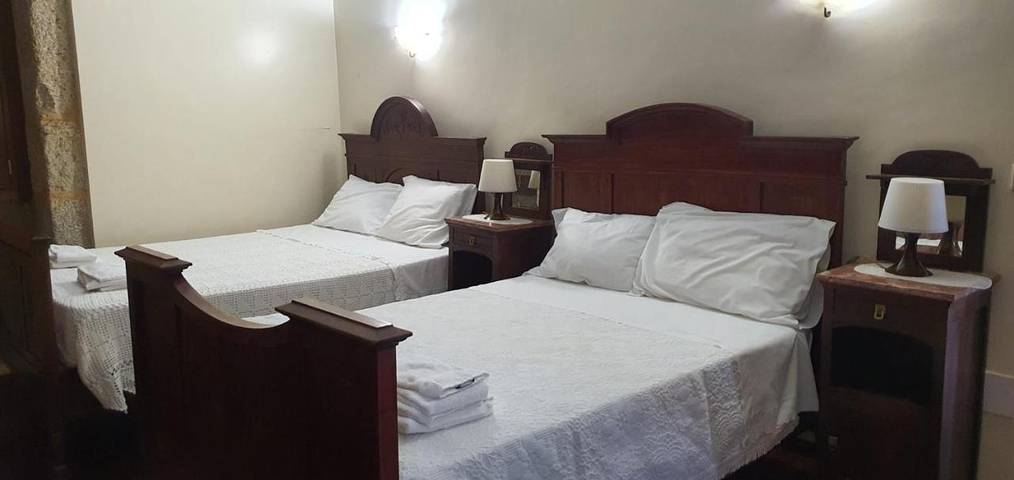 Location de vacances pour 6 personnes, avec Balcon et Terrasse ainsi que Jardin et Piscine dans Rendufe - 4