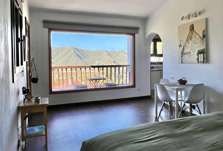 Apartamento de vacaciones para 2 personas, con balcón además de vistas y jardín - 1