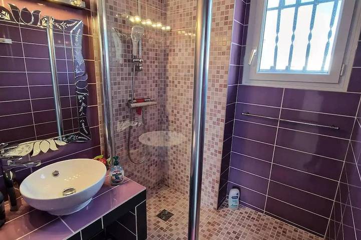 Location de vacances pour 5 personnes, avec piscine et terrasse dans Office De Tourisme De Marseillan - 4