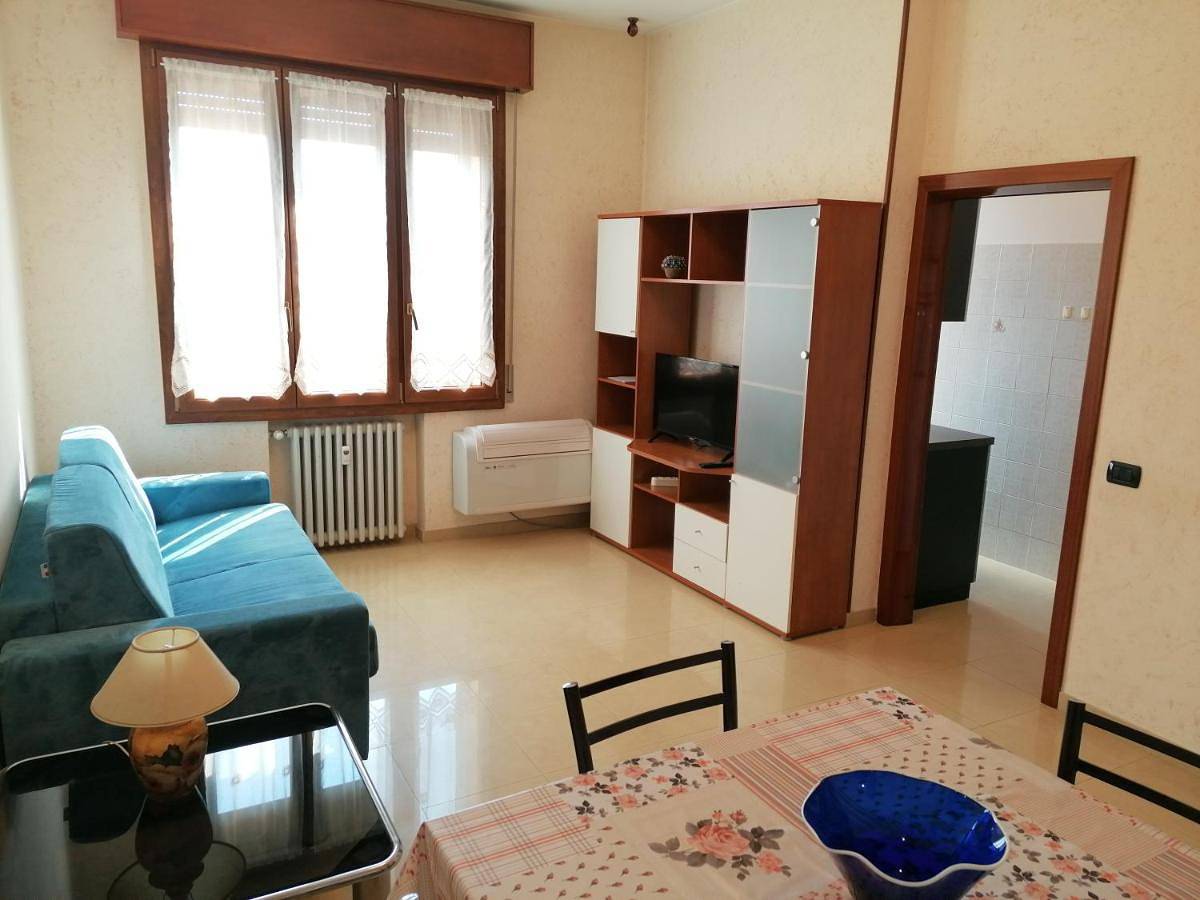 Ganze Wohnung, Viale Barozzi 118 in Modena, Modena Provinz