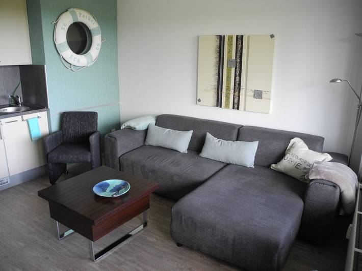 Ferienwohnung für 3 Personen, mit Seeblick und Balkon in der Eckernförder Bucht