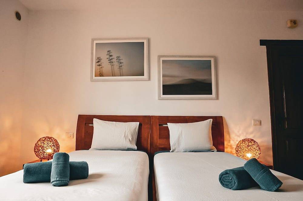 Stayonboard: Rustic villa with heated pool, view, patio, wifi, tv, ... in Lajares, La Oliva