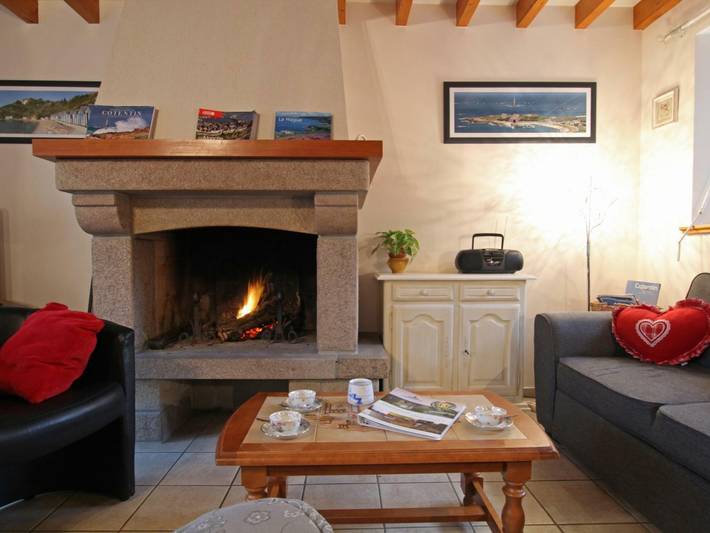 Gîte pour 8 personnes, avec jardin, animaux acceptés à Les Moitiers-d'Allonne - 3