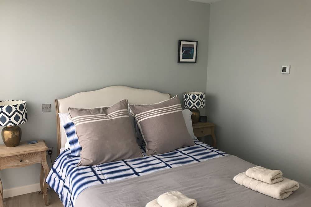 Stylish House minutes walk from Sandy Beaches in East Portlemouth, South Devon