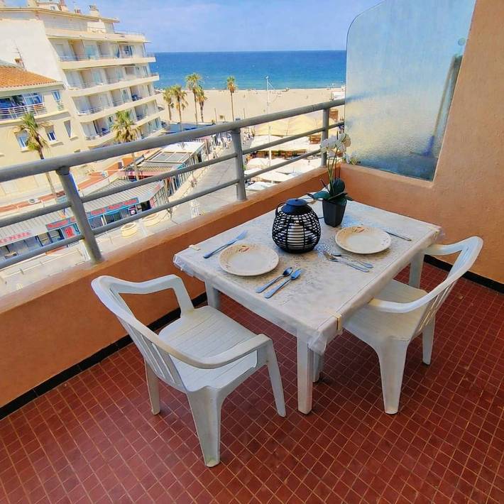 Gîte pour 3 personnes, avec balcon dans Canet-Plage