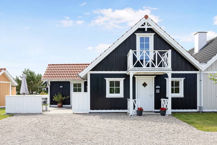 Villa für 6 Personen, mit Balkon und Terrasse sowie Garten und Sauna