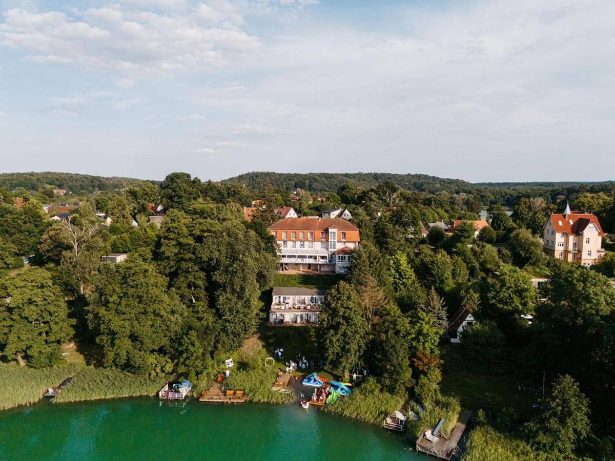 Strandhotel Vier Jahreszeiten Buckow in Stadt Buckow (Märkische Schweiz), Märkische Schweiz-Oderland