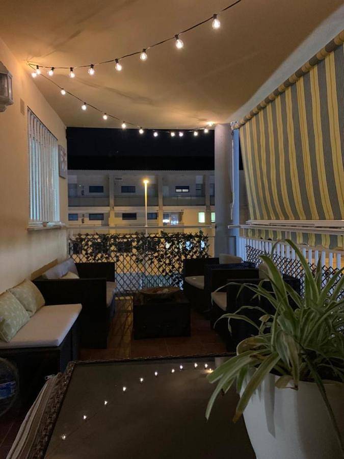 Gîte pour 8 personnes, avec vue ainsi que balcon et piscine à Puçol - 4