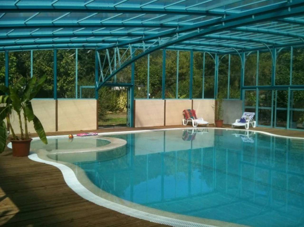 Zecamping 4* familial piscine couverte chiens acceptés chalet Tv 32m2 in Monceaux-sur-Dordogne, Tulle und Umgebung