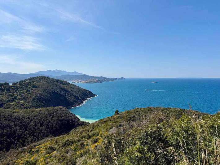 Bungalow für 5 Personen, mit Garten und Ausblick auf Elba - 2