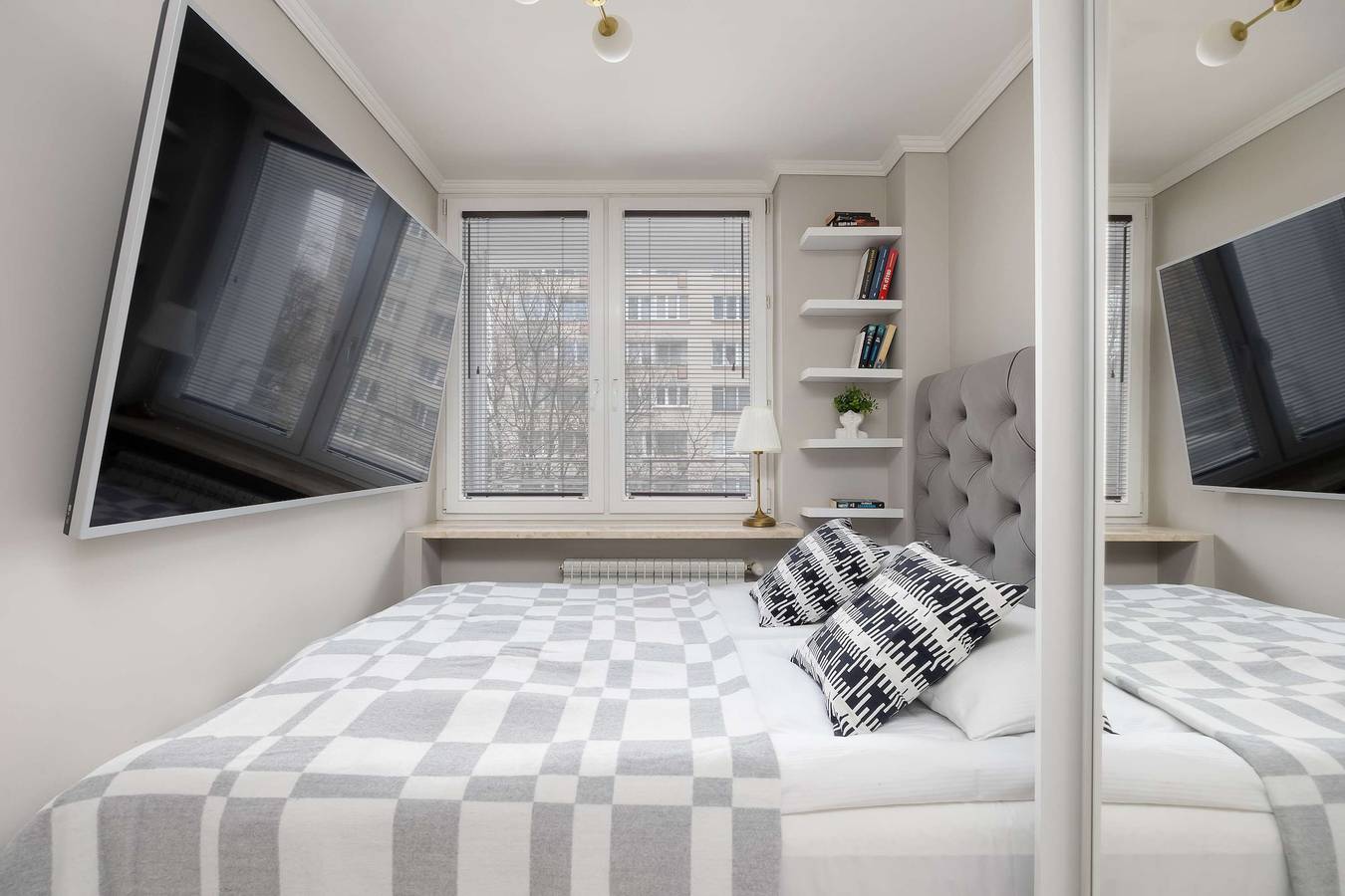 Apartamento entero, Cozy Apartment | Balcony and Workspace in Varsovia Śródmieście, Varsovia